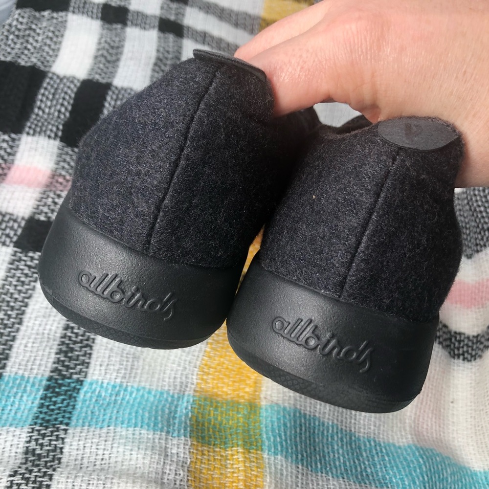 New Allbirds Black Wool Runners Sneakers - Picture 4 of 5